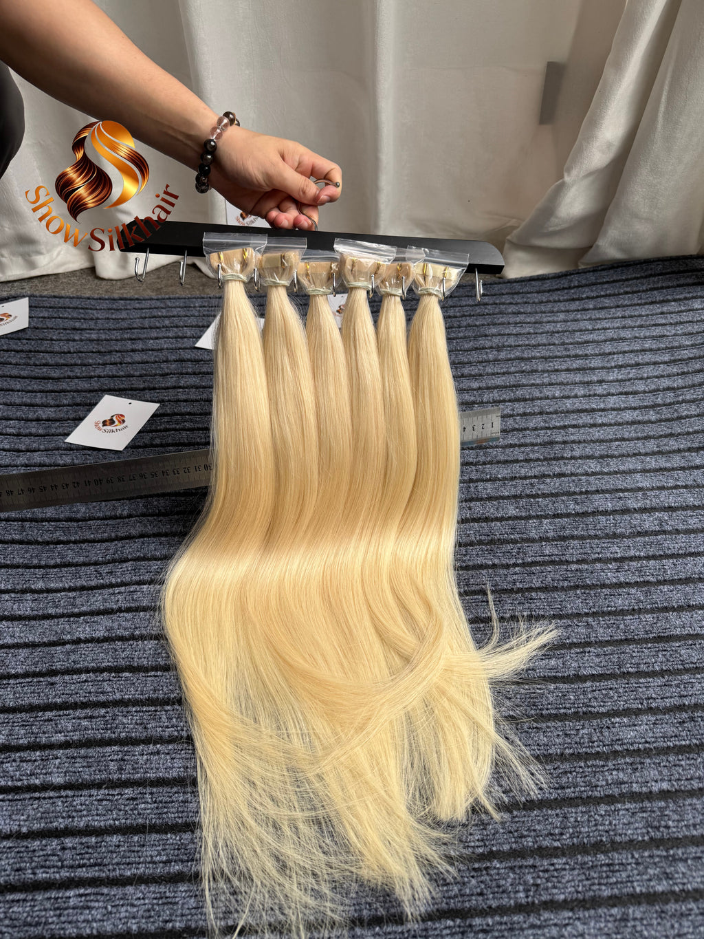 #613 Tape In Extensions Straight 50gram each pack