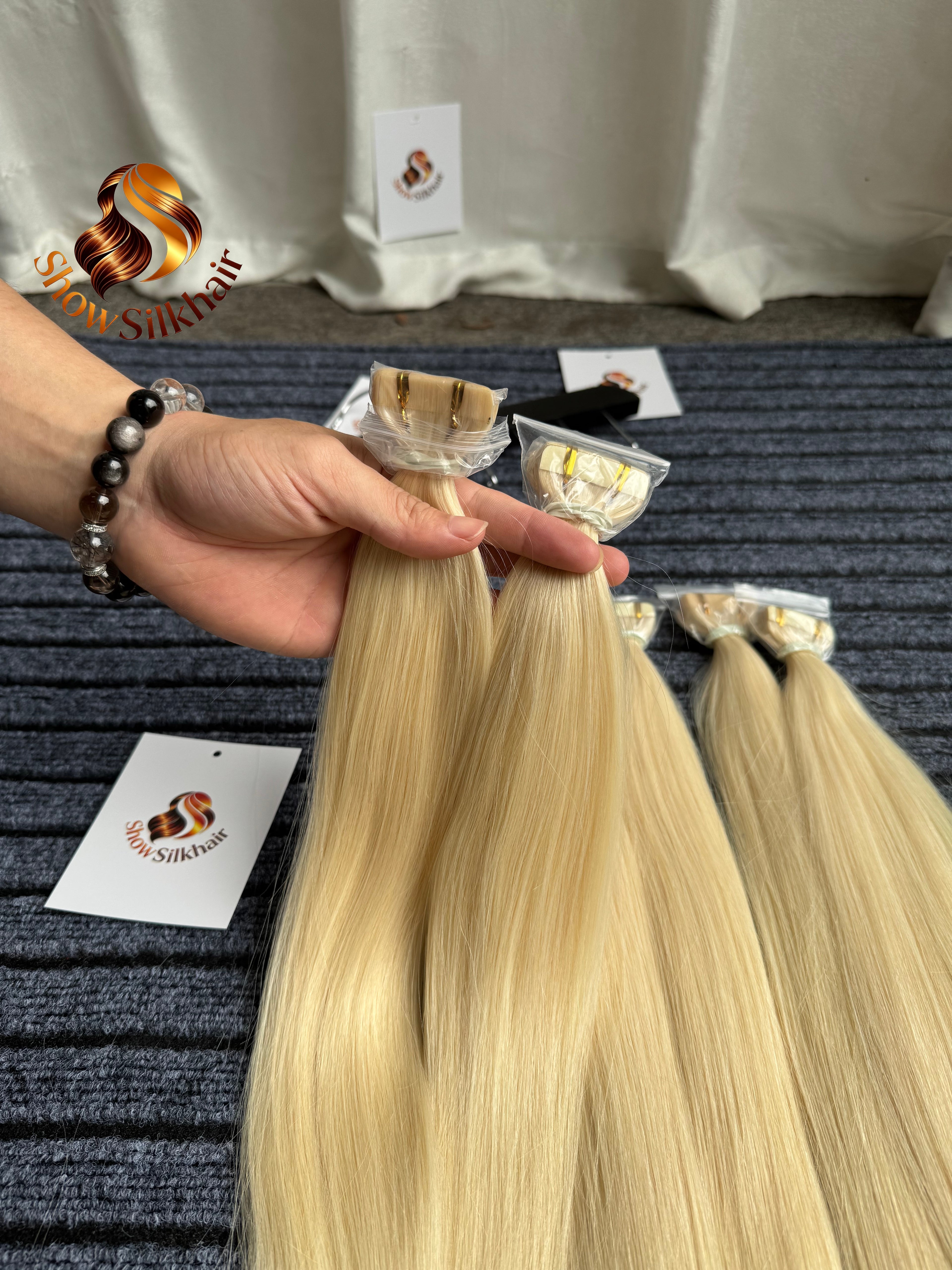 #613 Tape In Extensions Straight 50gram each pack
