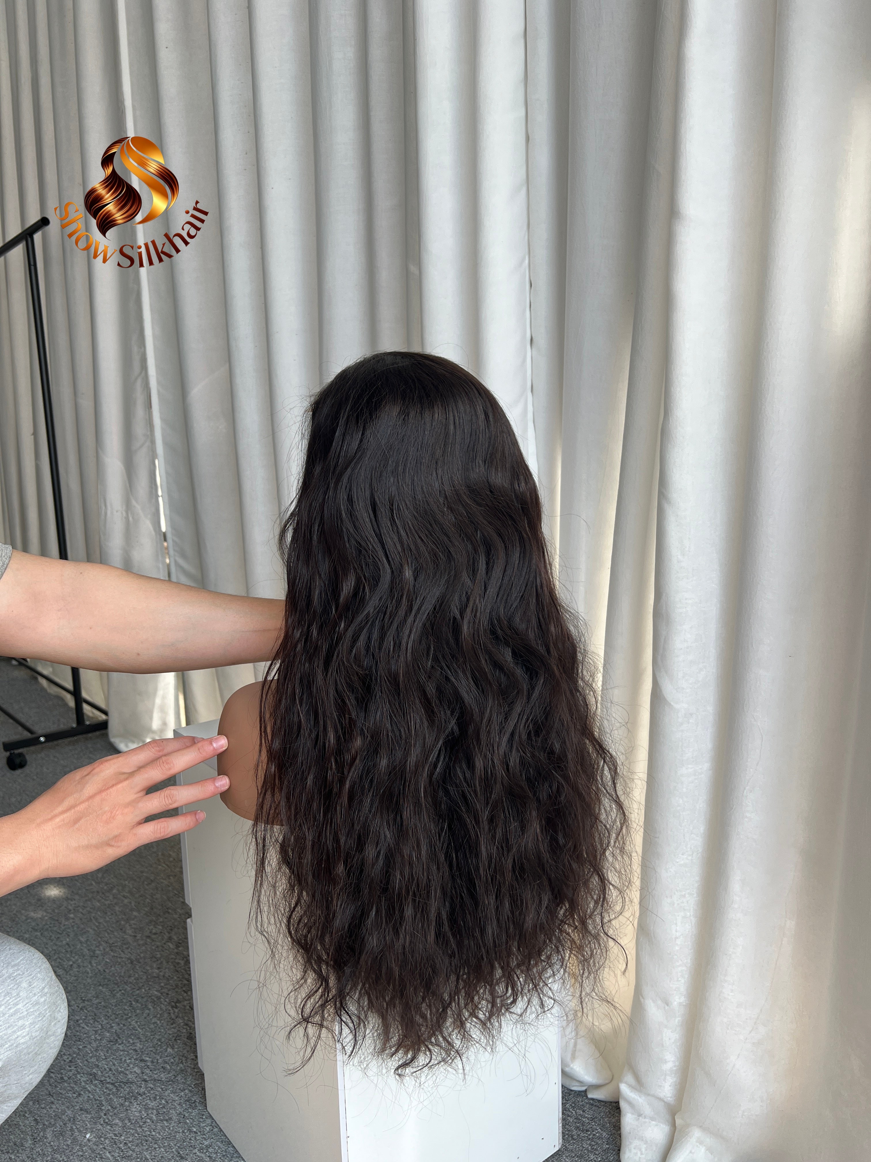Customize Raw Vietnamese Wigs 180% density Natural Wave (3 bundles made) 主圖