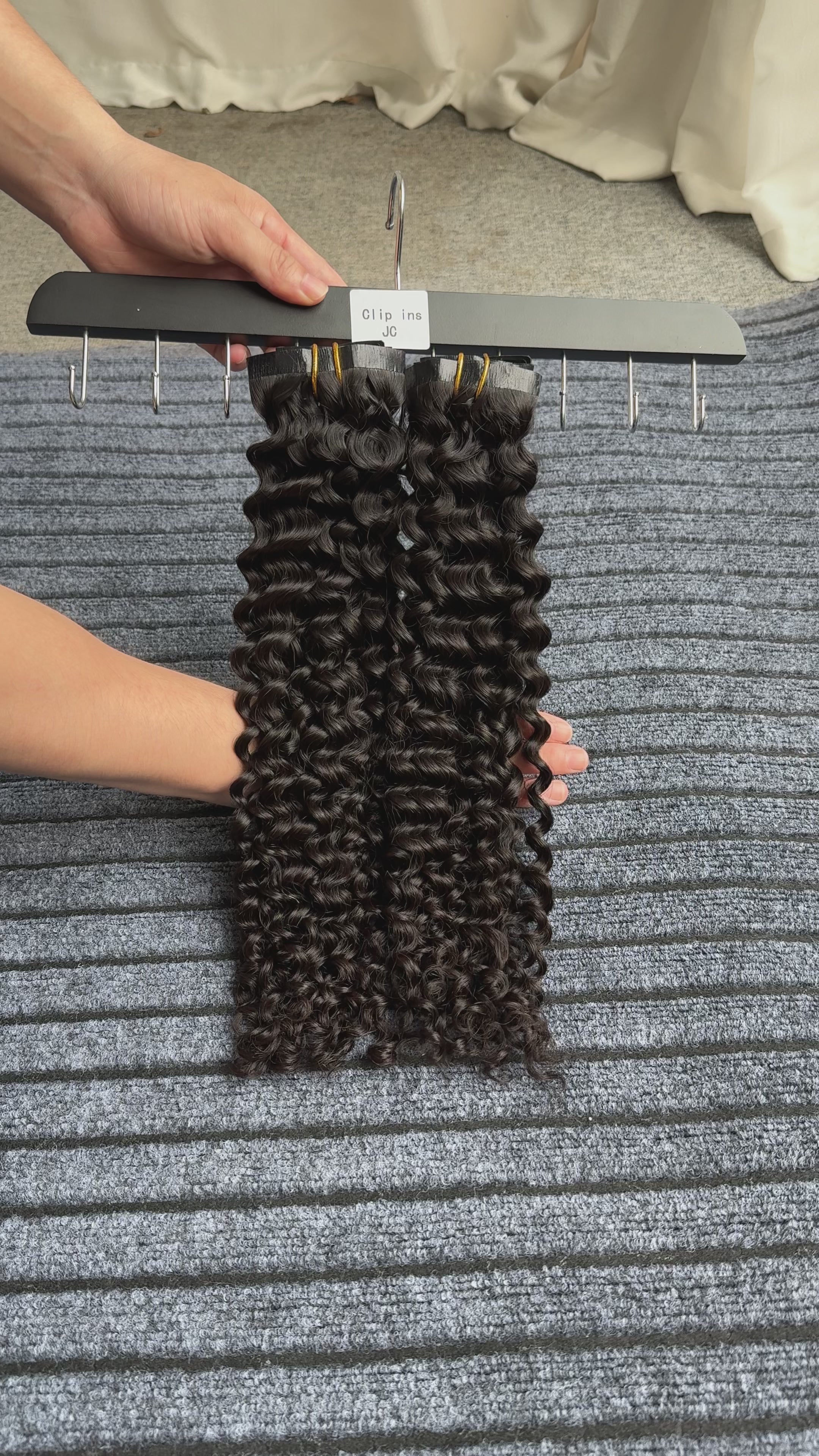 RAW Seamless Clip In Jerry Curly 110gram 6pcs each pack