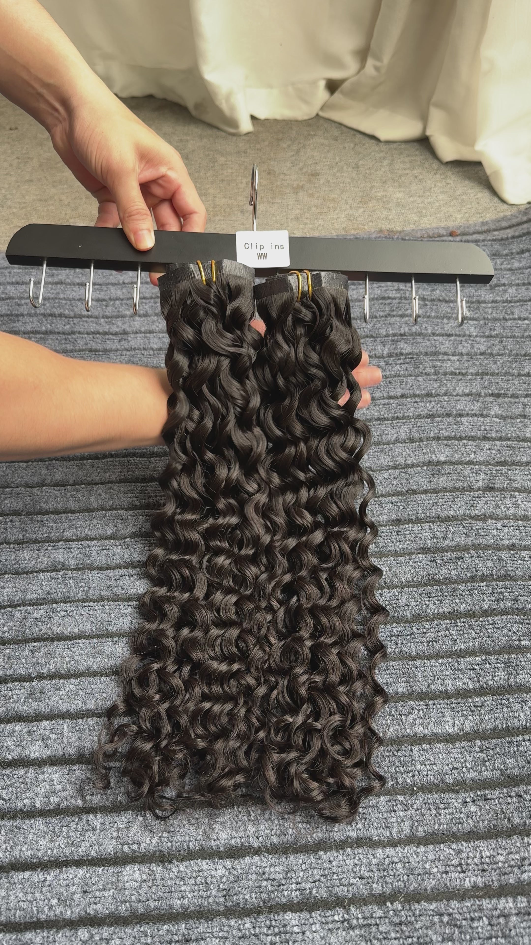 RAW Seamless Clip In Water Wave 110gram 6pcs each pack